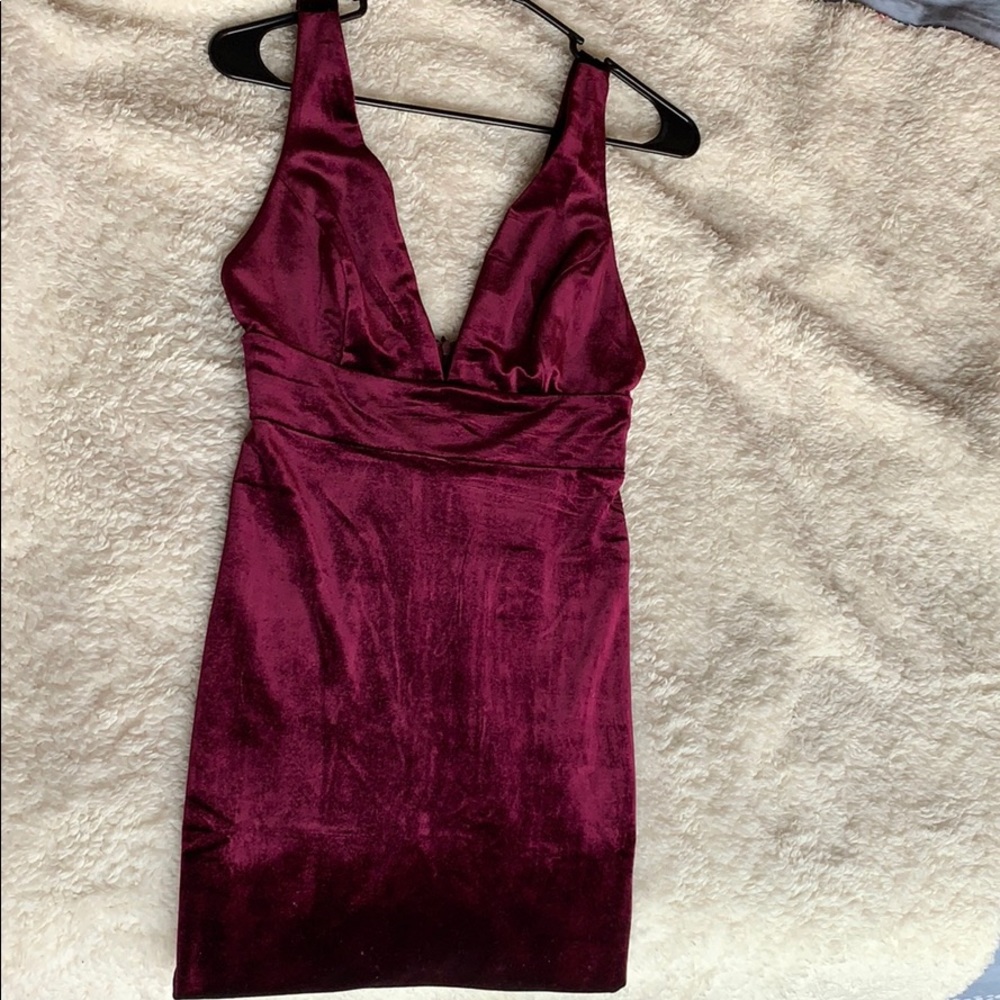Lulus Maroon Velvet Dress Size XS
